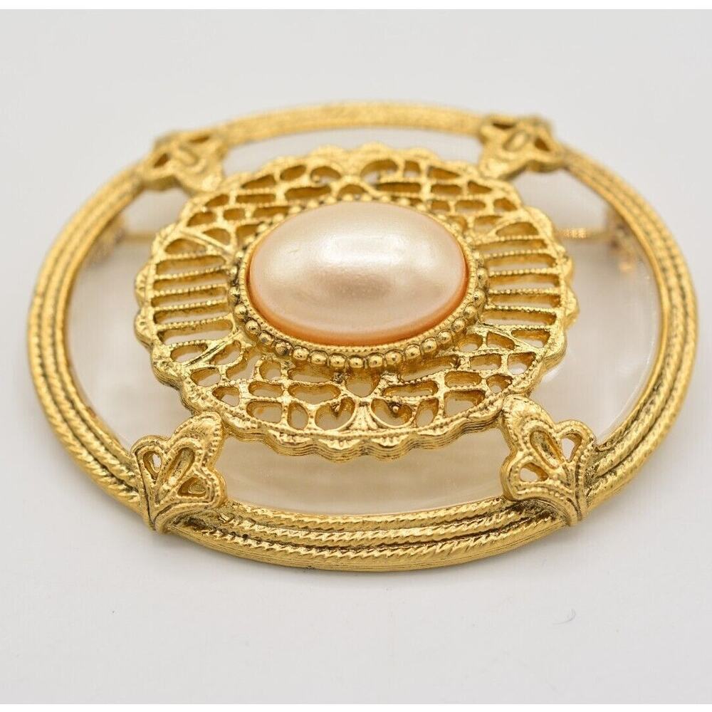 1928 Vintage Pin Brooch Clear Lucite Oval Faux Pearl Antiqued Gold 1980s BinAL